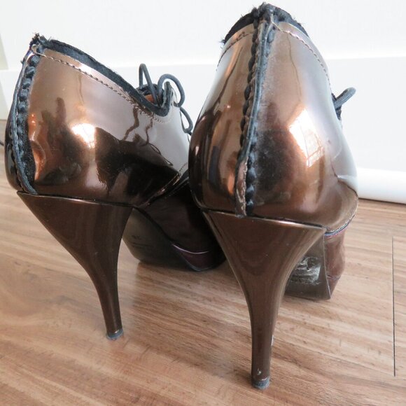 LANVIN River 2009 Collection Mirrored Patent Bronze Heel Platform Lace Up Shoes - Picture 6 of 16